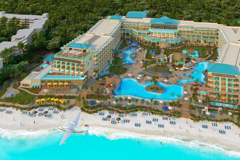 Private Shuttle CUN Airport to Margaritaville Riviera Cancún