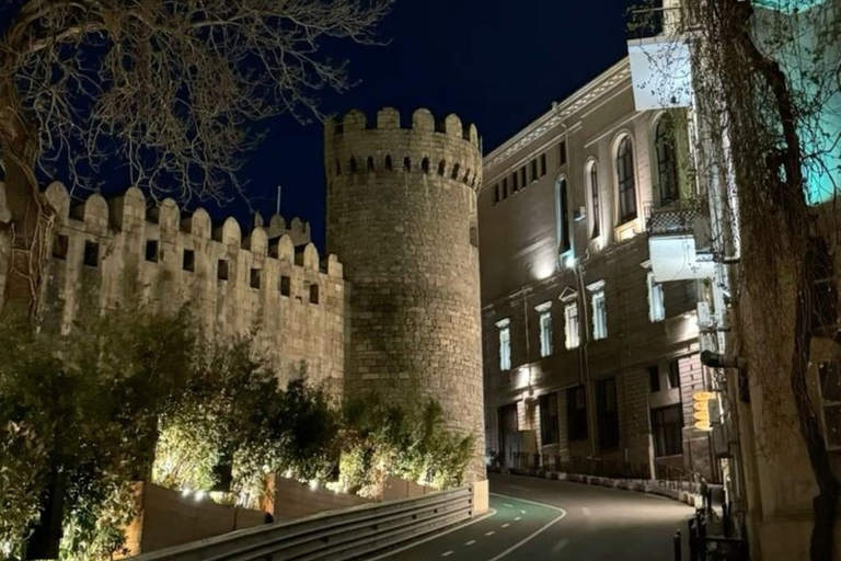 Baku: Old City Tour with Special Gifts and Local Culture