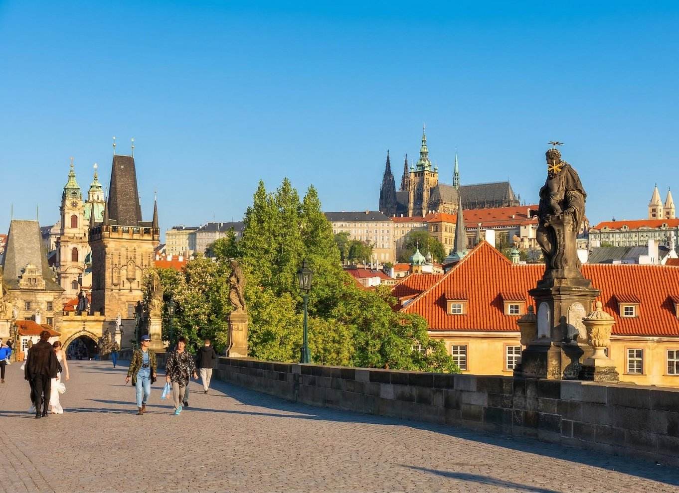 Prag: 6-timers tur med bådtur på floden og frokost