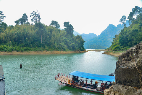 Z Khao Lak: Wycieczka ekologiczna nad jezioro Cheow Lan z lunchemZ Khao Lak: Wycieczka ekologiczna nad jezioro Cheow Larn z lunchem