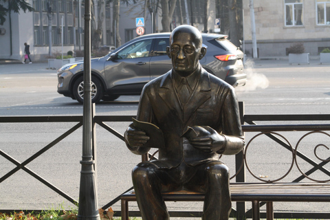 Vanuit Tbilisi: Gori per trein - Stalinmuseum en verborgen parelsPrivé-ervaring