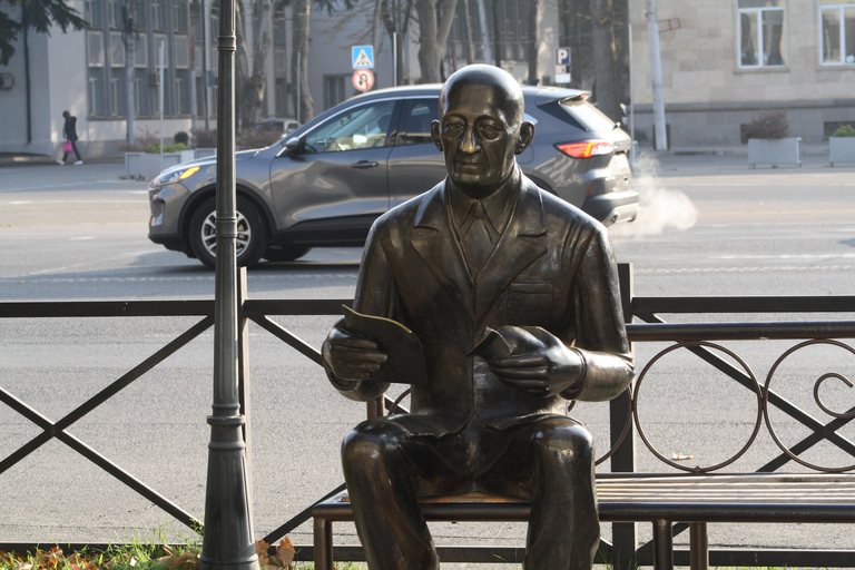 Vanuit Tbilisi: Gori per trein - Stalinmuseum en verborgen parelsPrivé-ervaring