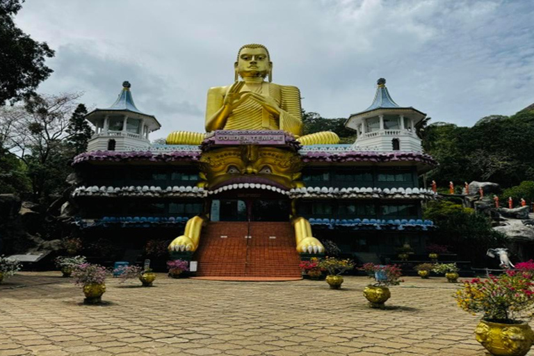 Kandy: Sigiriya & Dambulla Cave Temple Tour with Local Guide Kandy: Sigiriya & Dambulla Cave Temple Day Tour by Car / Van