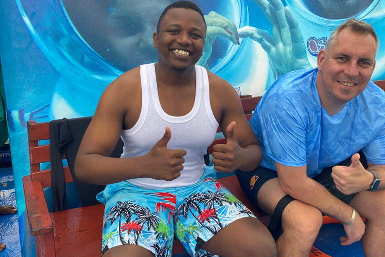 تجربة المشي تحت الماء في زنجبار، لا حاجة للسباحة