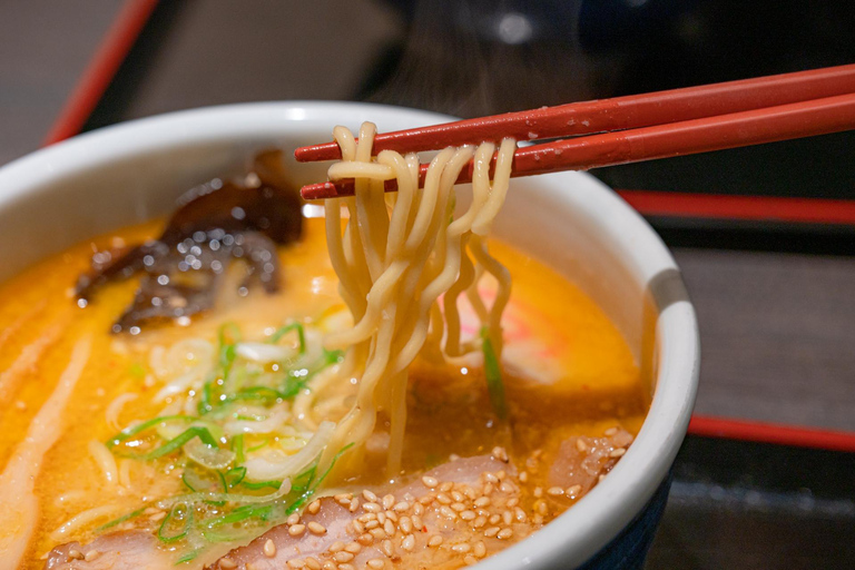 Osaka: Private Tailor-Made Food Tour with a local guide