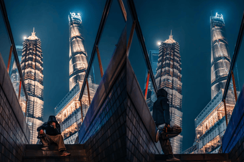 Shanghai: Night City View Photoshoot at Lujiazui