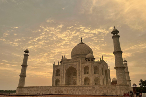 From Delhi: Sunrise Taj Mahal &amp; Agra Tour by Private CarDelhi - Agra - Delhi AC Car + Tour Guide Only