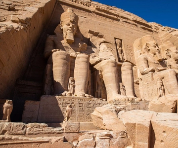 Assouan : Visite en groupe d'Abou Simbel avec guide et droits d'entrée