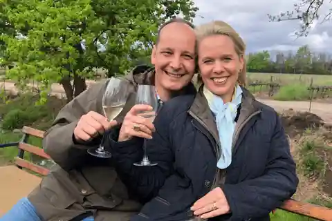 Franschhoek: 2h Private Engagement/Anniversary Carriage Ride