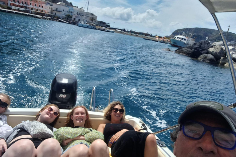 Naples: private boat tour of the Neapolitan coastline