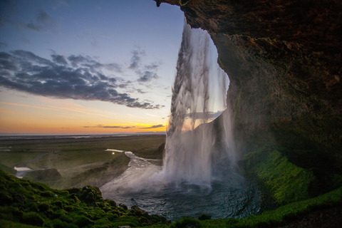 Excursión invernal de 2 días a la costa sur de Islandia