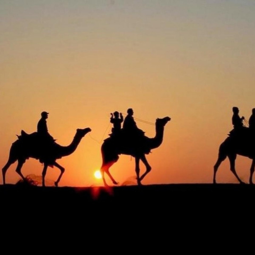 Marrakech : balade à dos de chameau dans le désert d'Agafay, dîner et spectacle de feu - quad