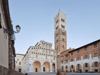 Lucca: wycieczka po historii, sztuce i legendach! (Wycieczka 2 godziny)