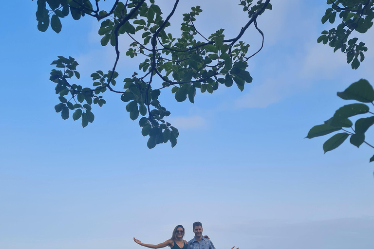 Rio de Janeiro: Tour a piedi di Pedra do Telégrafo con spiaggeAlba: Tour escursionistico di Pedra do Telégrafo con le spiagge