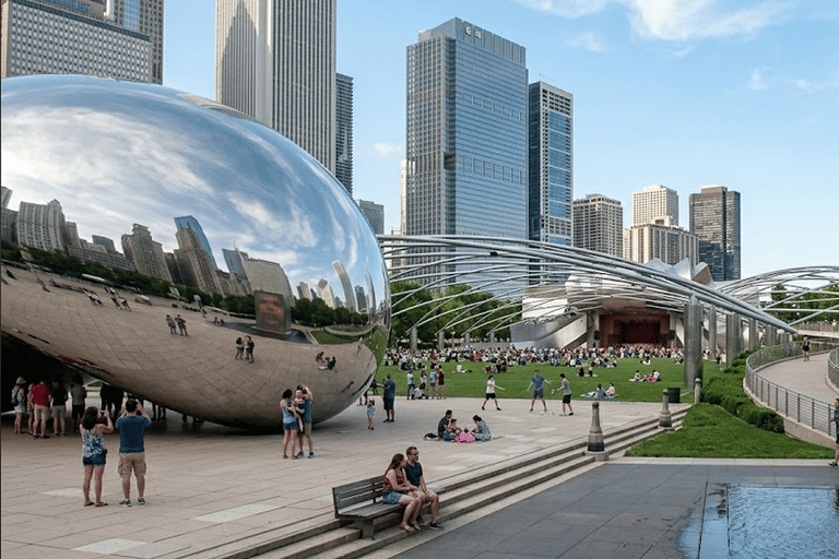 Chicago: City Highlights Tour by Open-Air Minibus