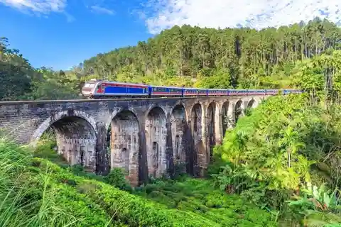 Ella Hill Country Tour : A Perfect Day Tour in Sri Lanka