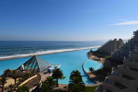 Santiago: Isla Negra, Undurraga and Algarrobo with wines and the coast Santiago: Isla Negra, Undurraga and Algarrobo with wines and coastline