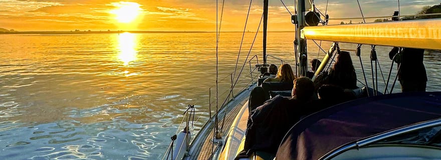 Porto : croisière en voilier avec vin de Porto, option coucher de soleil
