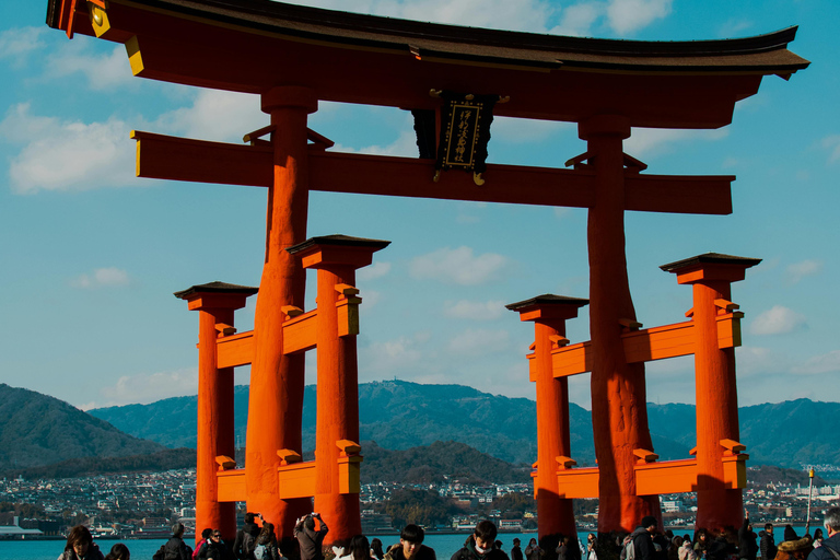 Osaka/Kyoto/Kobe/ Hiroshima & Miyajima Island Day Trip