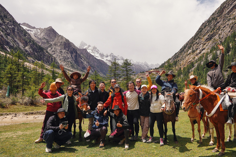 Hangzhou: Tea Village Tour with Tai Chi and Cooking Class