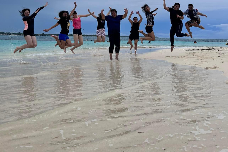 Siargao:Tri Island Hopping Naked Island, Daku, Guyam w/Lunch