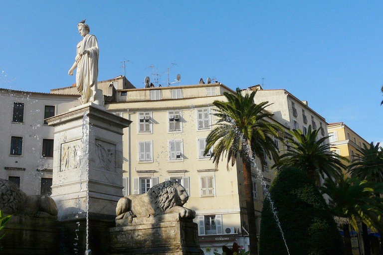 Ajaccio: Tour privado de la ciudad a pie