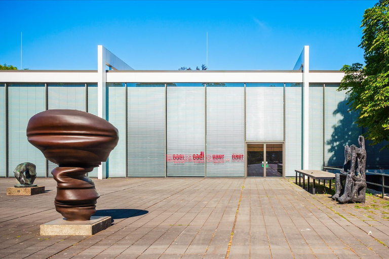 Duisburg: Walking Tour with a Local 120 min - Private Tour