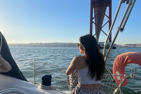 Lisboa: Day and Sunset Tour on the Tagus River