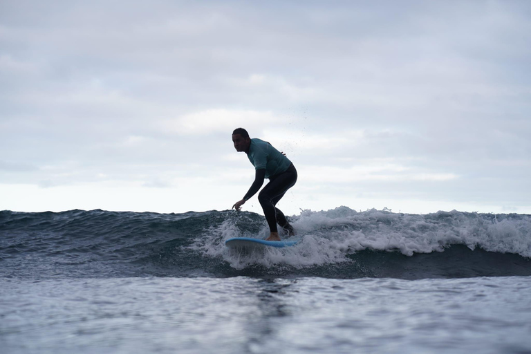 Las Palmas de Gran Canaria: Surfing lessons at La Laja beach