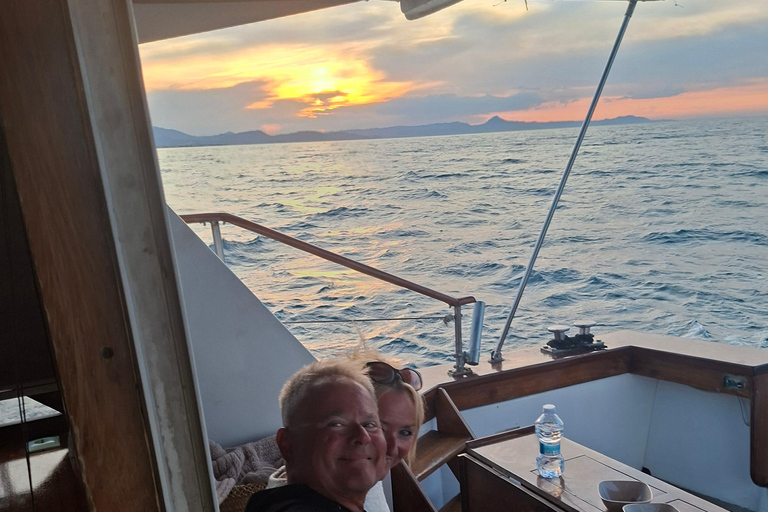 Dénia: Yacht Rental Dénia: Full Day on a Private Yacht with Crew