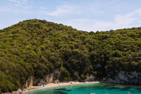Crociera privata di un giorno alla Laguna Blu con pranzo e bevande!Partenza dal porto di Benitses o Lefkimmi.