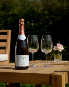 Randazzo: Sparkling Wine Tasting with a View of Mount Etna