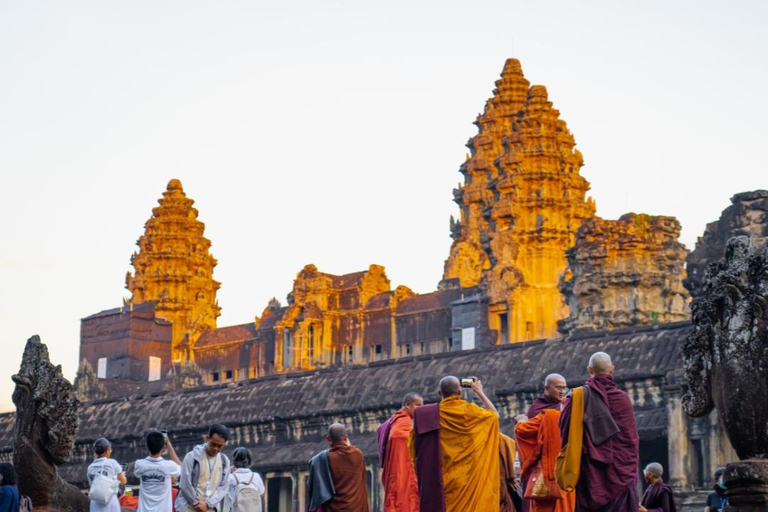 Siem Reap: Angkor Wat Sunrise with Direct SAI Transfer