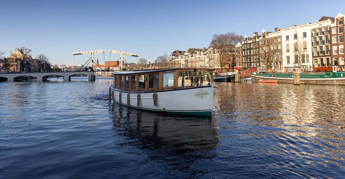 Afbeelding 12 van Amsterdam: luxe grachtenrondvaart van 2 uur met hapjes en drankjes