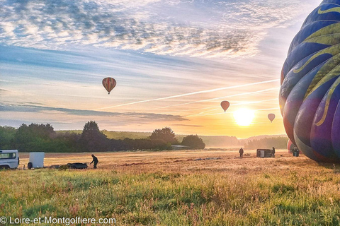 Vuelo en Globo sobre el Castillo de ChenonceauVuelo en globo al amanecer