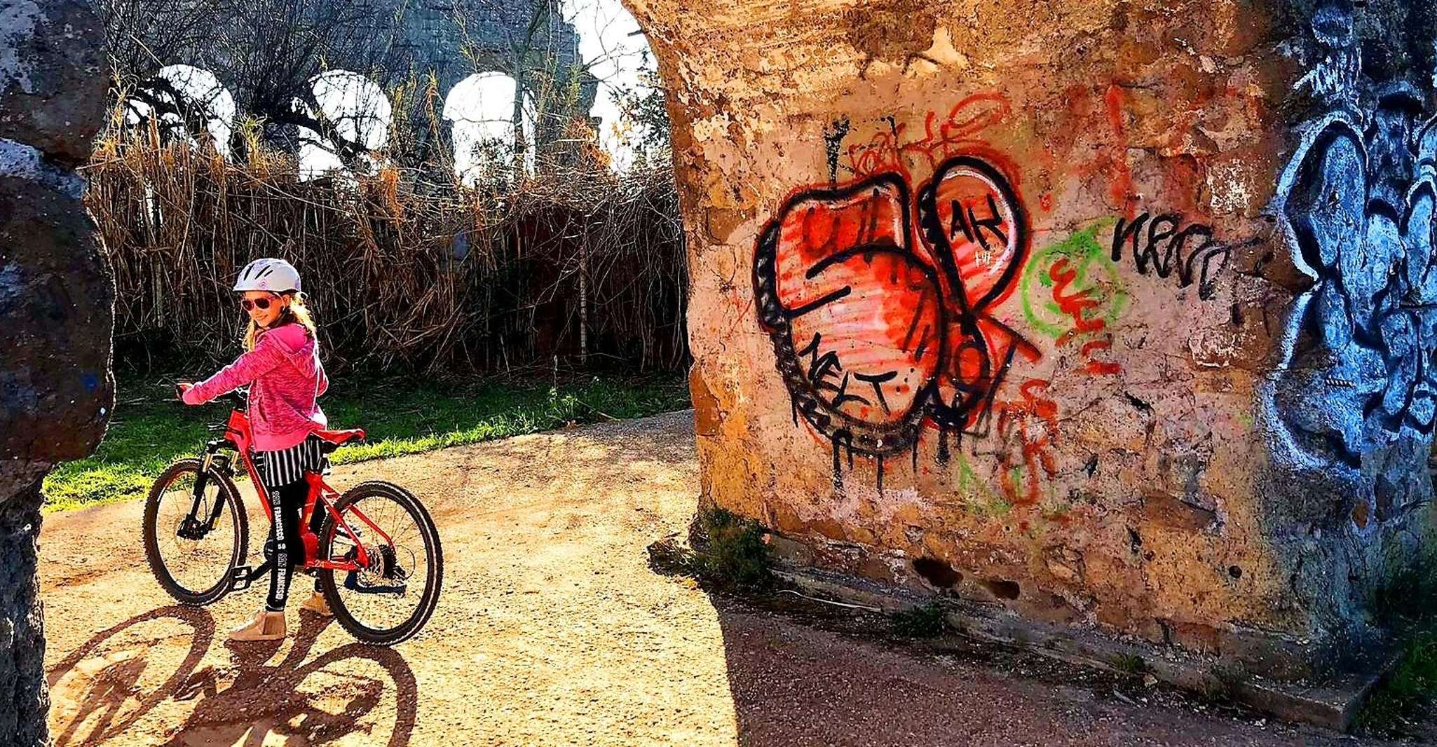 Rome, Appian Way Sunset E-Bike Tour w/ Catacombs & Aperitif - Hizvo