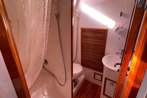 Rio de Janeiro: Private sailing experience in the Marvelous City!