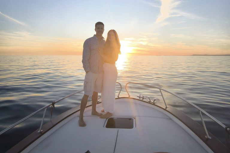 Excursión en barco privado por la costa de Amalfi