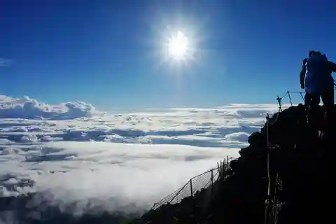 Mt. Fuji: 2-Day Climb with Hut Stay, Meals, and Hot Springs
