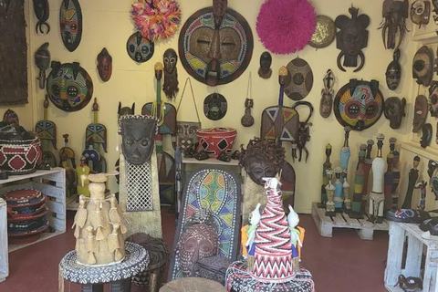 Nairobi: Cultural Shopping and Kazuri Beads Factory Tour Nairobi: Cultural Shopping and Cultural Dances Experience