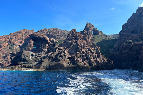 Ile Rousse : det naturliga reservatet i ScandolaIle Rousse : Scandolas naturreservat