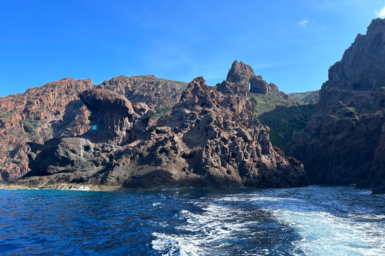 Ile Rousse: la réserve naturelle de ScandolaIle Rousse: rezerwat przyrody Scandola