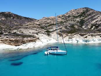 Milos: Full-Day Sailboat Cruise with Food and Open Bar