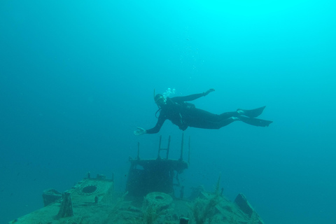 Boka Bay: Intro Scuba Dive or Shipwreck Exploration Intro Dive – Your First Step Into the Underwater World