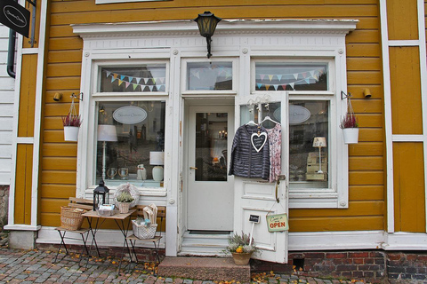 Private Tour: Porvoo Exclusive Journey