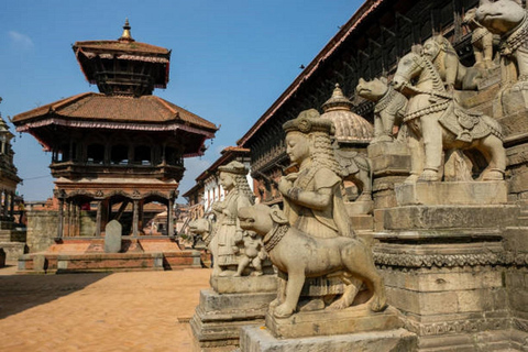 Wschód słońca w Nagarkot i starożytny plac Durbar w Bhaktapur