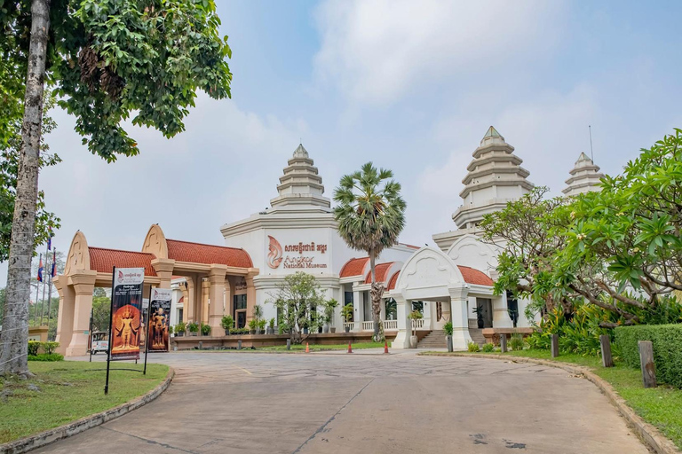 Siem Reap: Angkor National Museum Entry Ticket with Tuk-Tuk