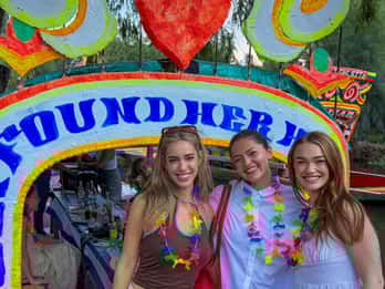 Mexico City: Xochimilco Boat Party with Unlimited Drinks