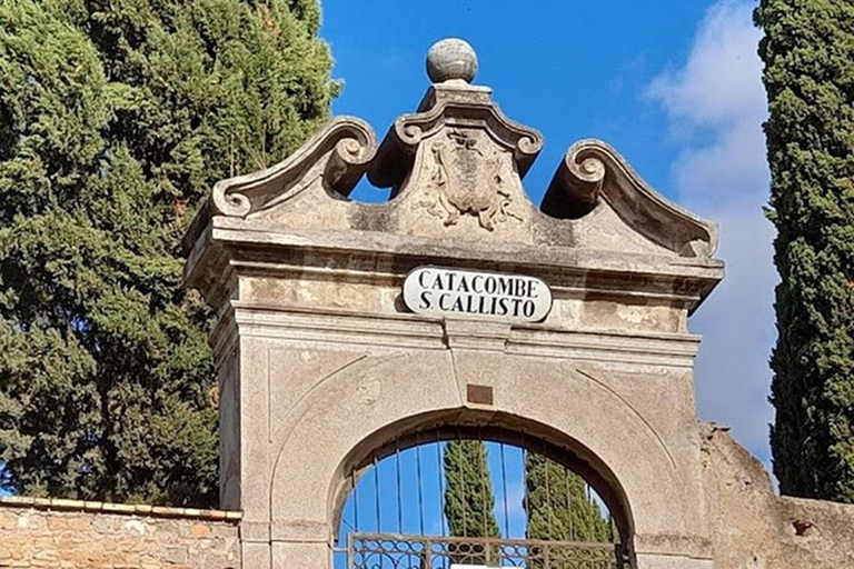 Roma: Tour in eBike della Via Appia Acquedotti, Catacombe e Cestino per il PranzoTour di 5 ore con visita alle catacombe e cestino per il pranzo