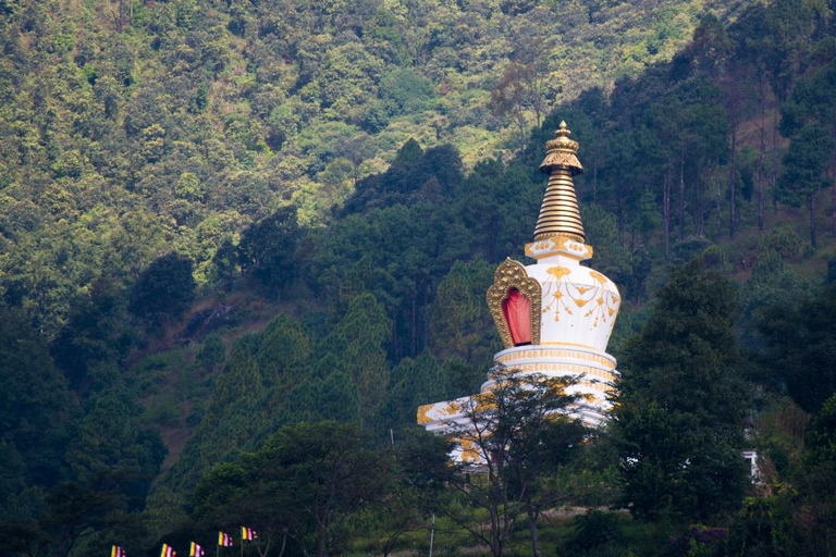 Katmandú: excursión de un día al Parque Nacional de ShivapuriExcursión a Shivapuri con guías y aperitivos incluidos.